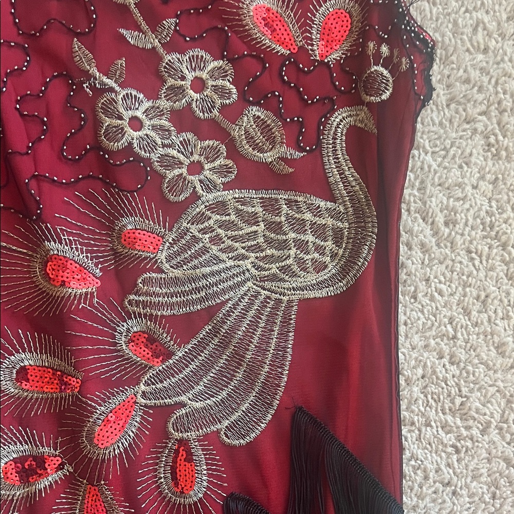 Elegant Red and Black Peacock flapper Dress - Picture 7 of 9